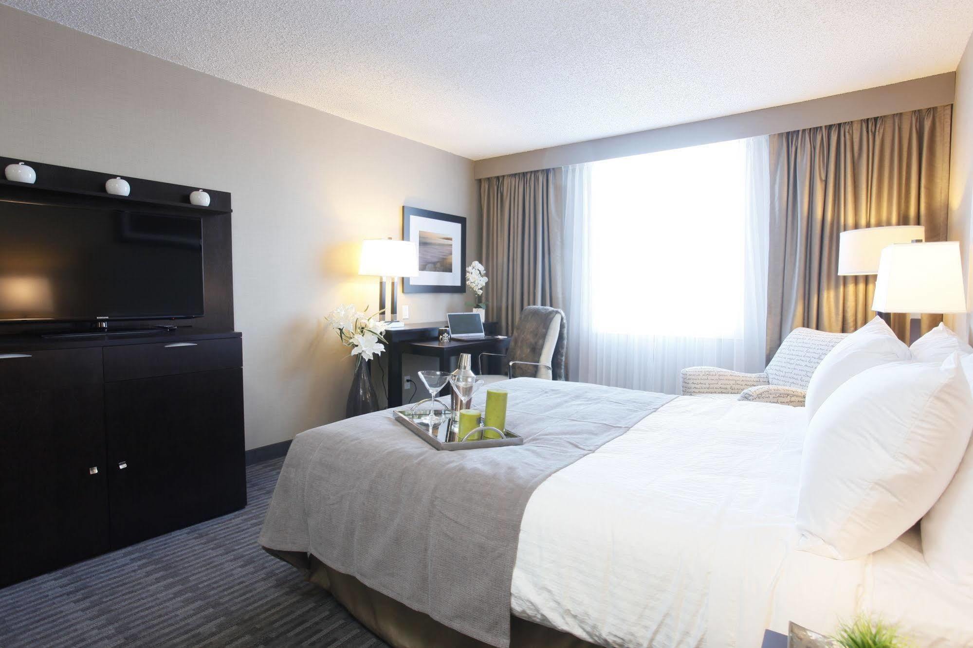 Pomeroy Hotel & Conference Centre Grande Prairie Exterior photo